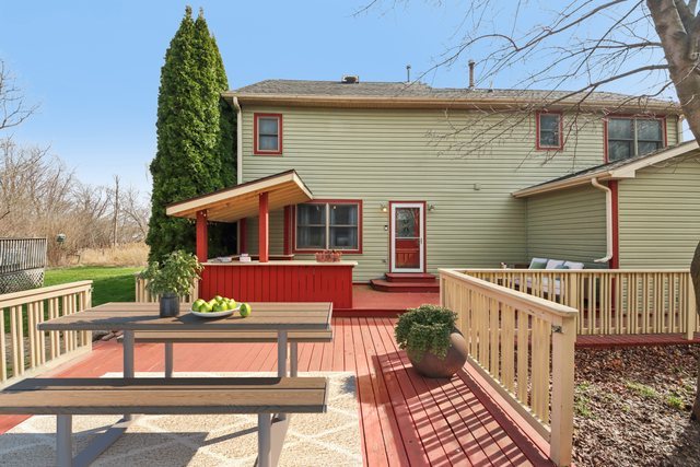 27884 West Riverside Drive Antioch, IL 60002 - Photo 42 of 45 a view of a house with a yard and furniture