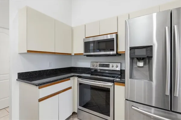 $3,400 | 1902 Southeast Gaskins Circle, Port St. Lucie, FL 34952