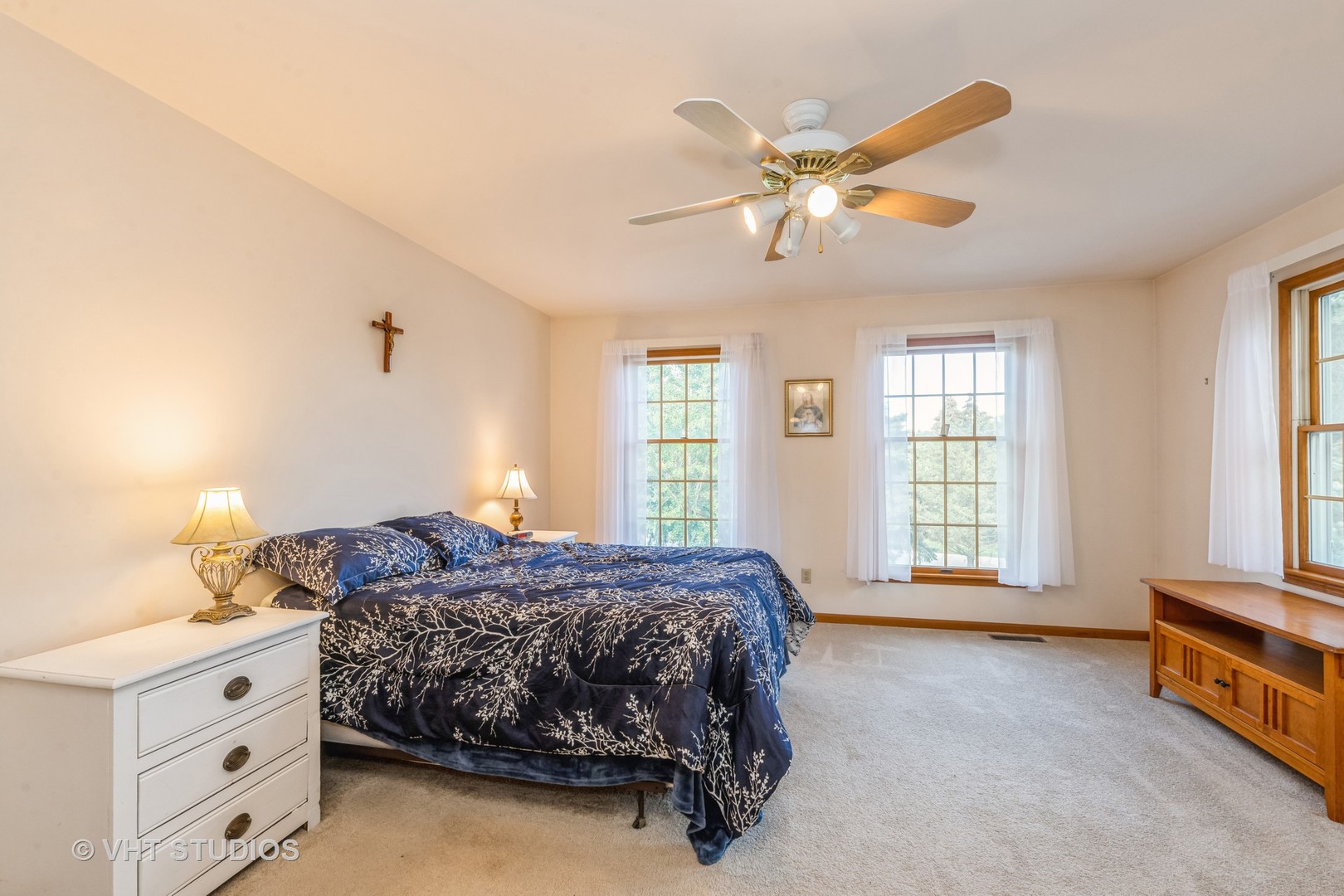 1N200 Denali Road Elburn, IL 60119 - Photo 9 of 23 a bedroom with a bed and a window