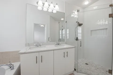 $449,900 | 107 Ocean Cay Way, Hypoluxo, FL 33462