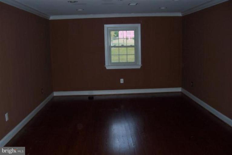 6406 Georgetown Road Broad Run, VA 20137 - Photo 2 of 4 Bedroom #2
