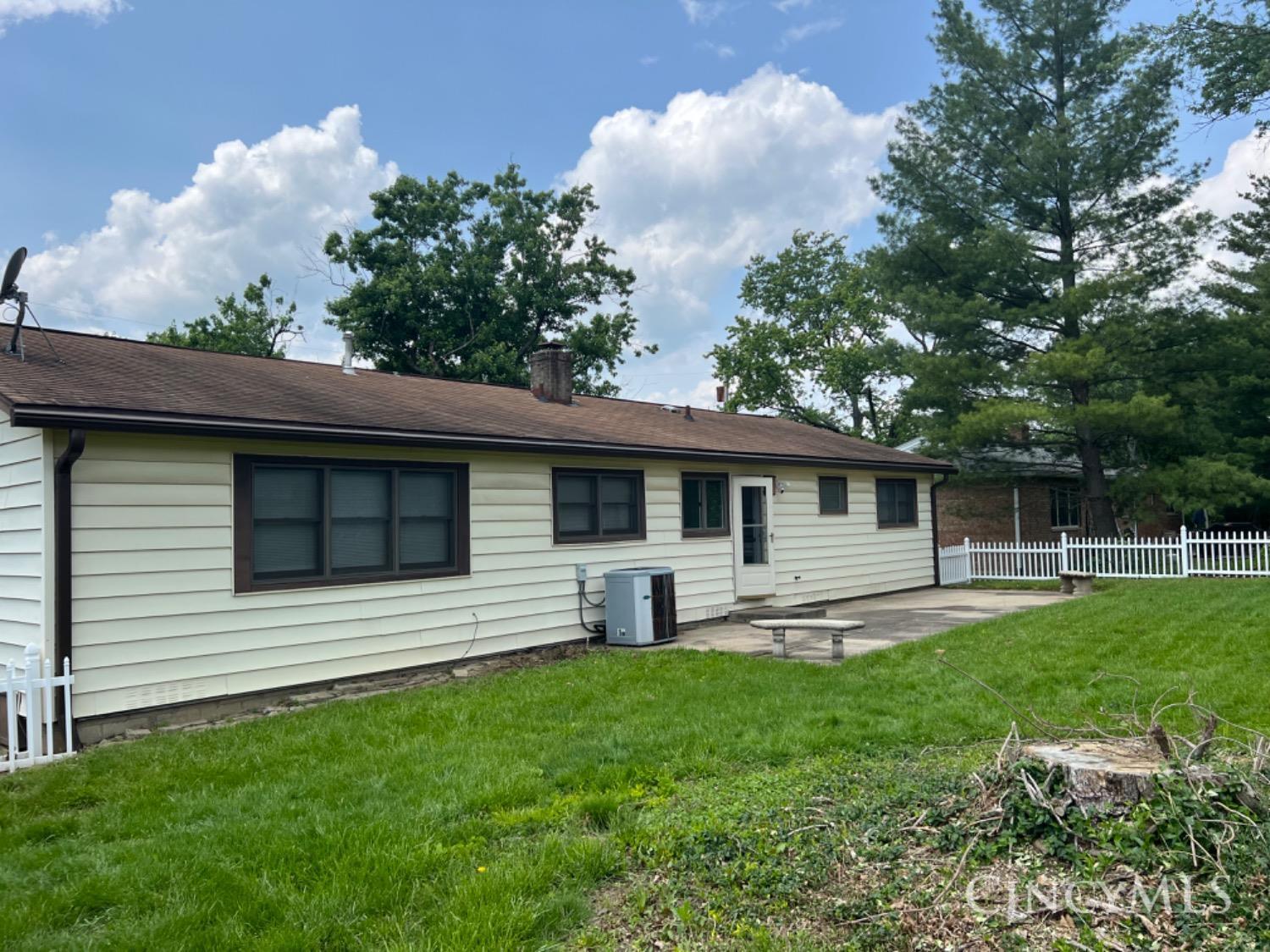 6940 Rutherford Court Cincinnati, OH 45239 - Photo 29 of 32 Gallery Image 29