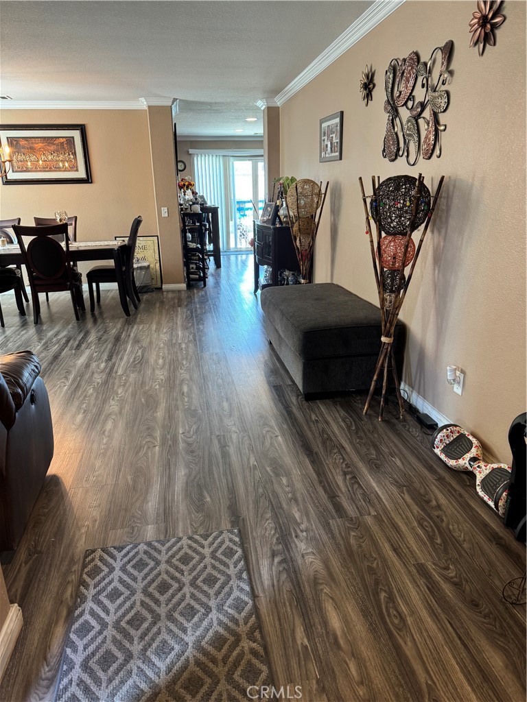 45007 Altissimo Way Lake Elsinore, CA 92532 - Photo 6 of 8