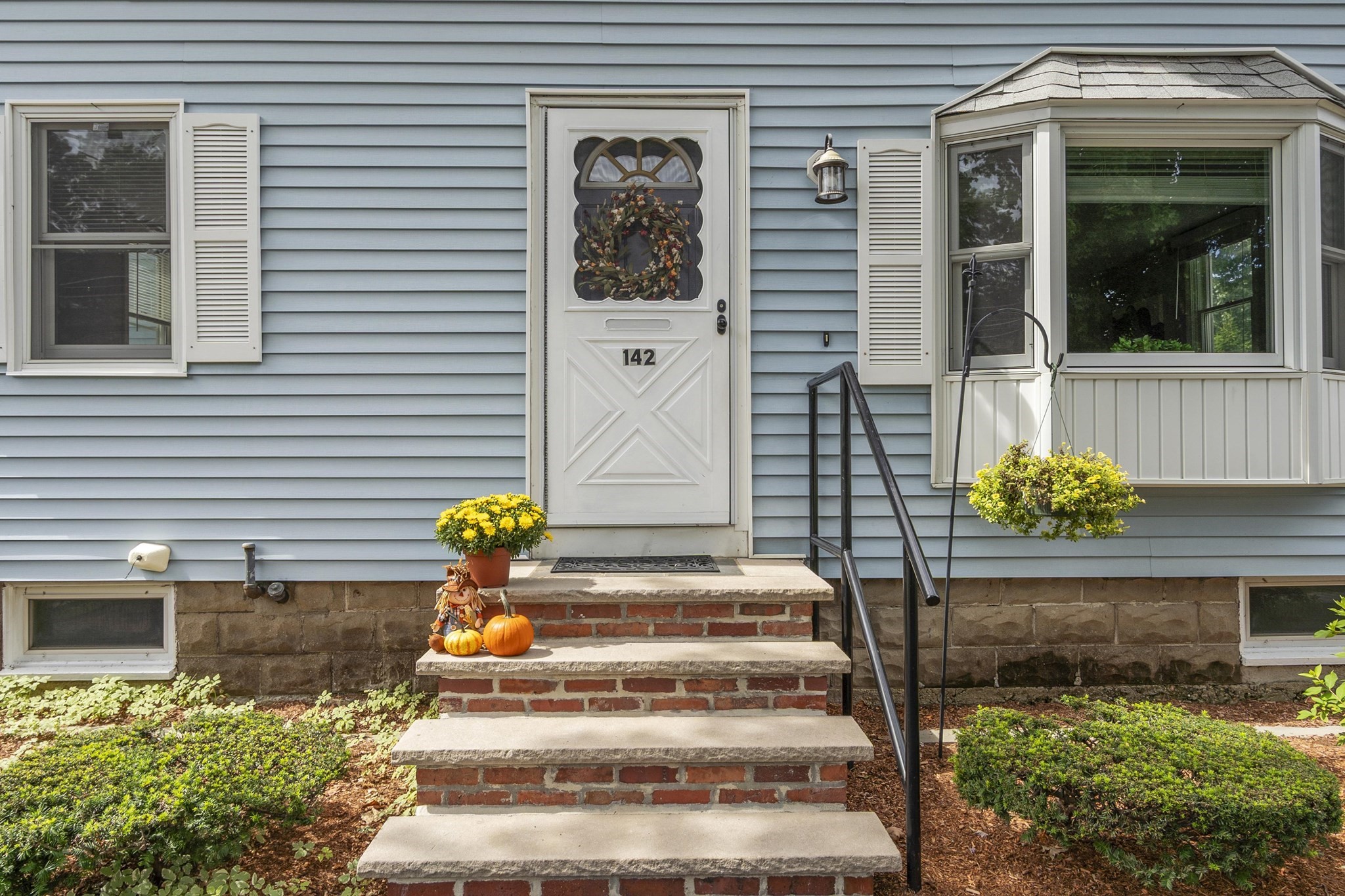 142 Bridle Road Billerica, MA 01821 - Photo 35 of 41 Gallery Image 35