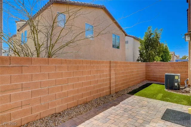$1,750 | 5045 Aesop Avenue, Las Vegas, NV 89139