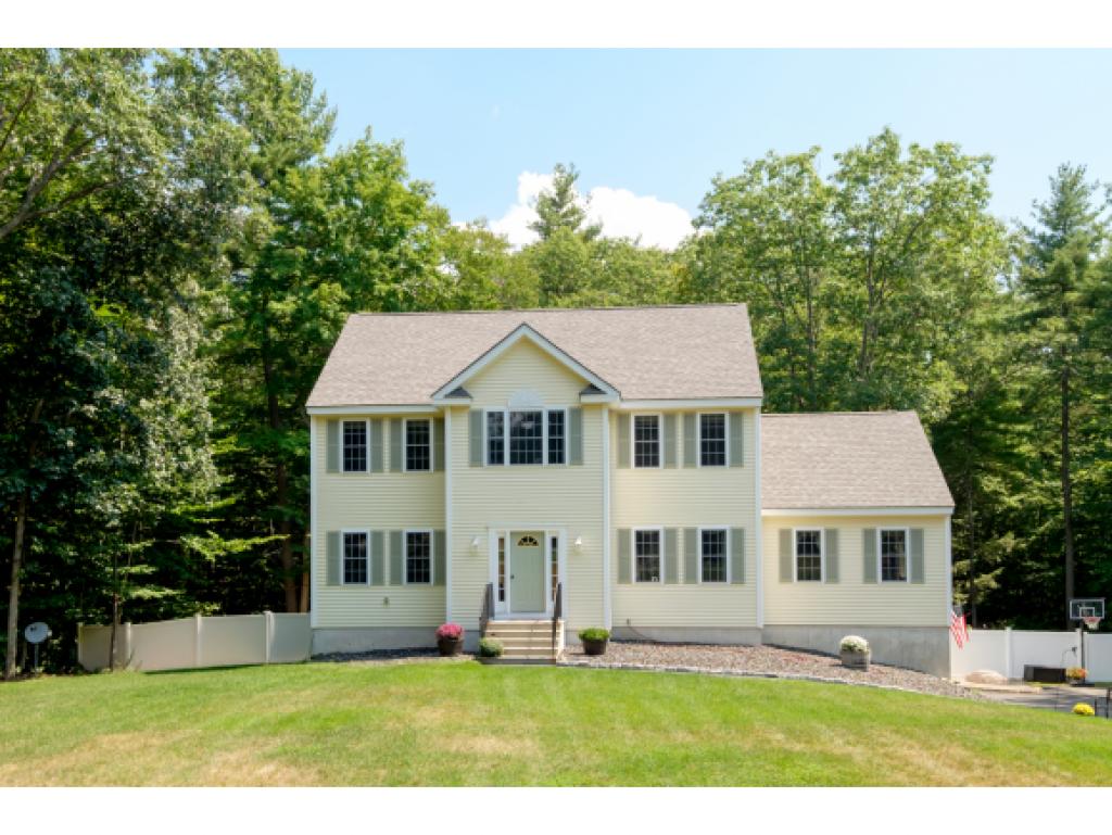 10 Eagle Hill Road Raymond, NH 03077 - Photo 3 of 36