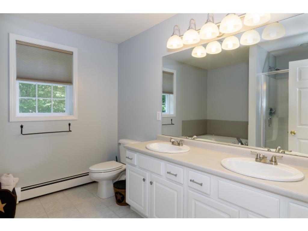 10 Eagle Hill Road Raymond, NH 03077 - Photo 29 of 36