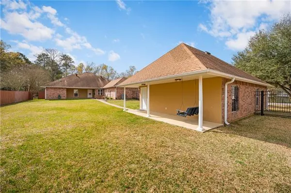 $335,000 | 128 Robertson Road, Ball, LA 71405