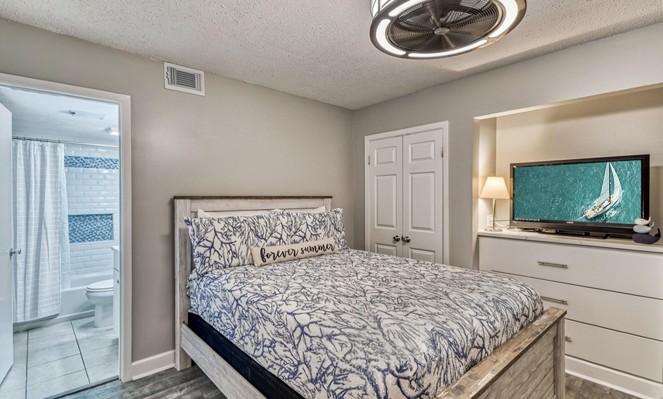 23223 Front Beach Road, Unit C1#704 Panama City Beach, FL 32413 - Photo 29 of 56 the-bunks-bathroom