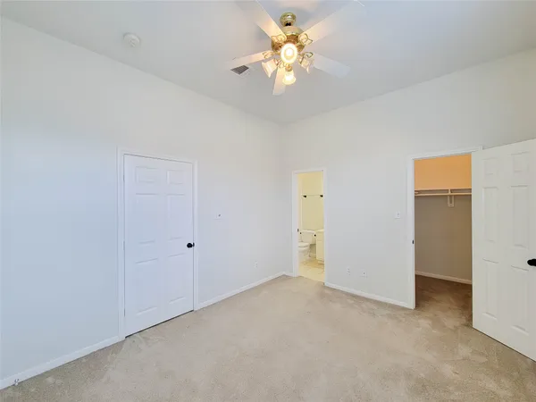 $2,500 | 3010 La Branch Street, Houston, TX 77004