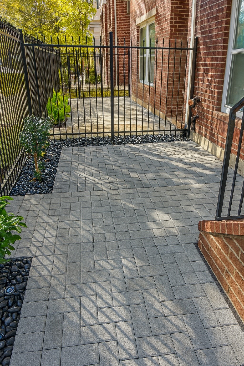 3010 La Branch Street Houston, TX 77004 - Photo 41 of 43 a view of a backyard