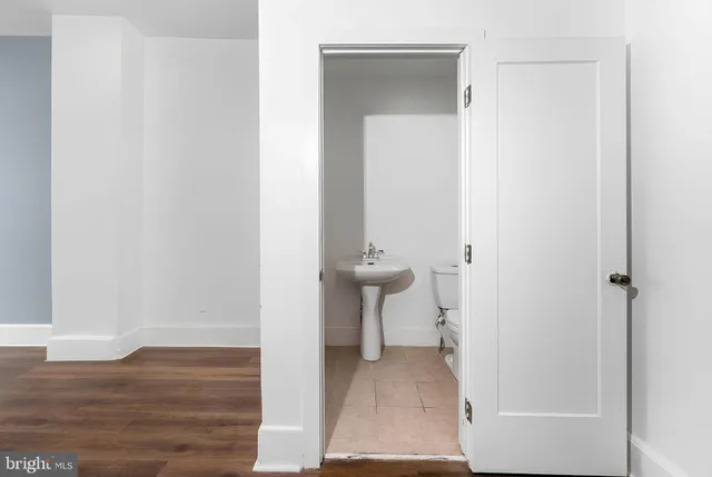 $155,000 | 25 Evergreen Street, Harrisburg, PA 17104