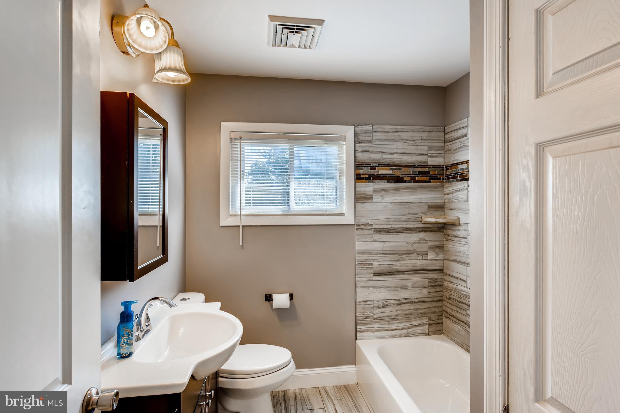 914 Orems Road Baltimore, MD 21221 - Photo 12 of 28