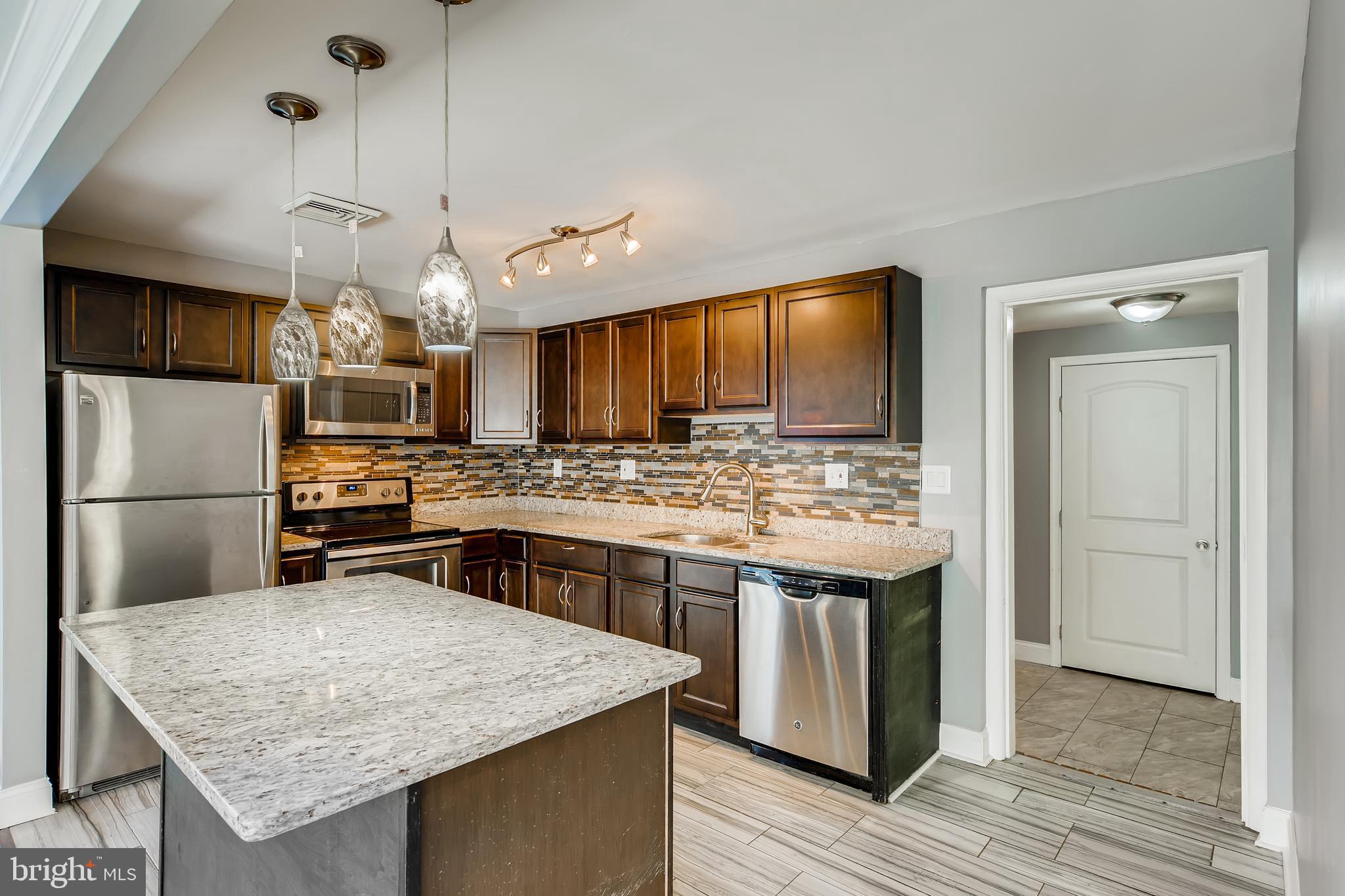 914 Orems Road Baltimore, MD 21221 - Photo 9 of 28