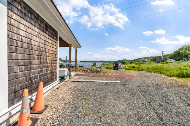$895,000 | 11 Steamboat Hill Road, Swans Island, ME 04685