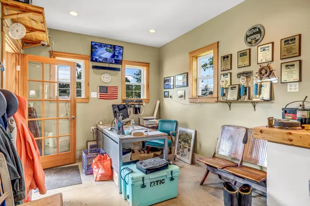 $895,000 | 11 Steamboat Hill Road, Swans Island, ME 04685