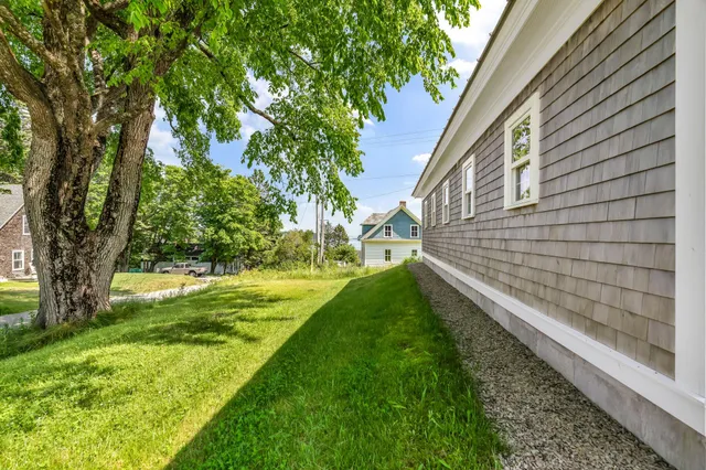 $895,000 | 11 Steamboat Hill Road, Swans Island, ME 04685