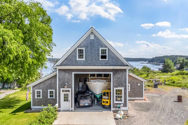 $895,000 | 11 Steamboat Hill Road, Swans Island, ME 04685
