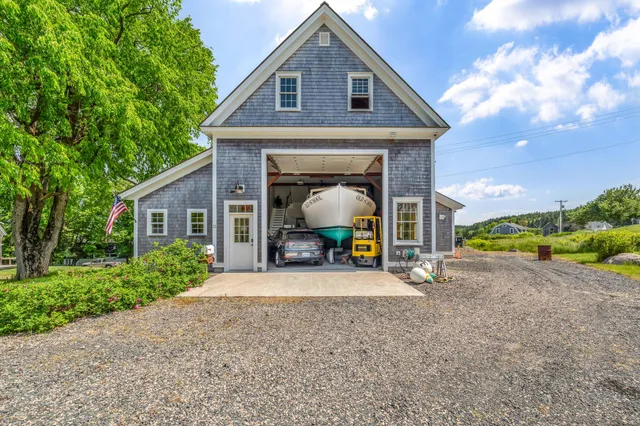 $895,000 | 11 Steamboat Hill Road, Swans Island, ME 04685