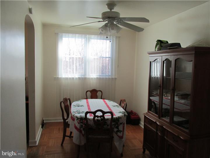 6035 Colgate Street Philadelphia, PA 19111 - Photo 3 of 9 Gallery Image 3