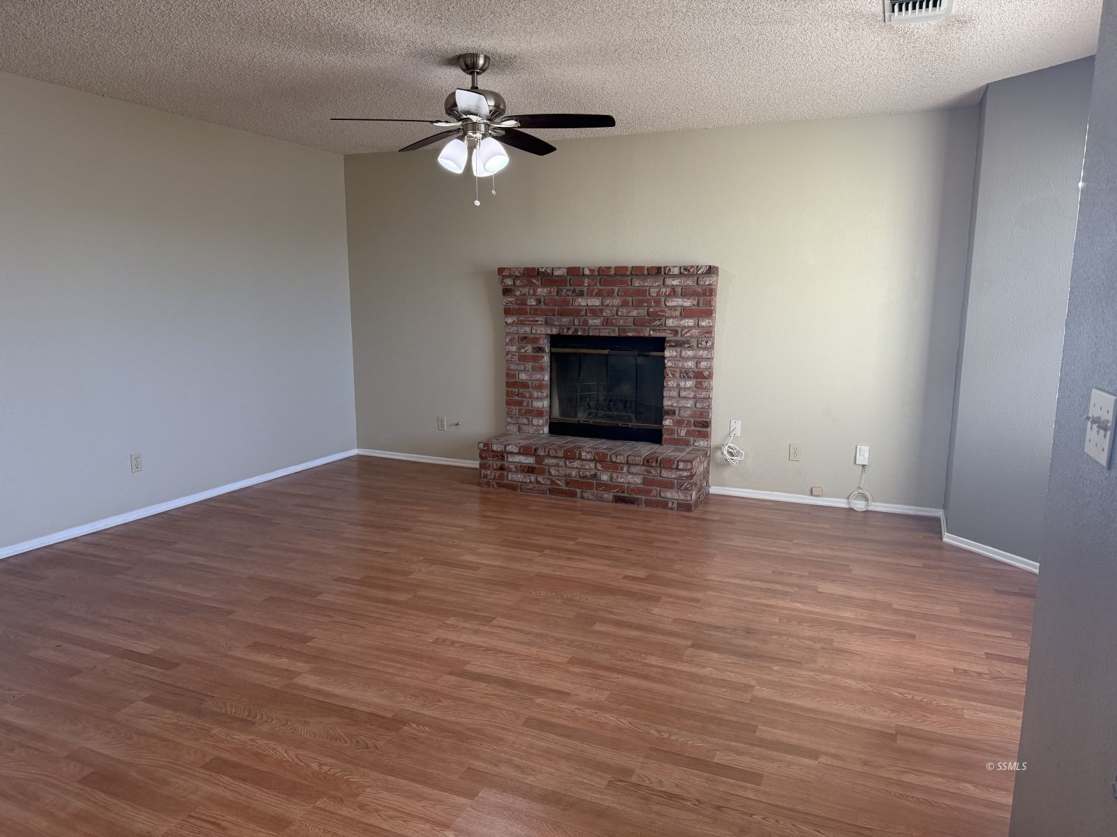 1132 Argus Avenue Ridgecrest, CA 93555 - Photo 3 of 17