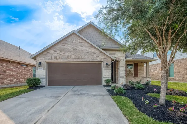 $2,300 | 8234 Aleppo Pine Lane, Cypress, TX 77433