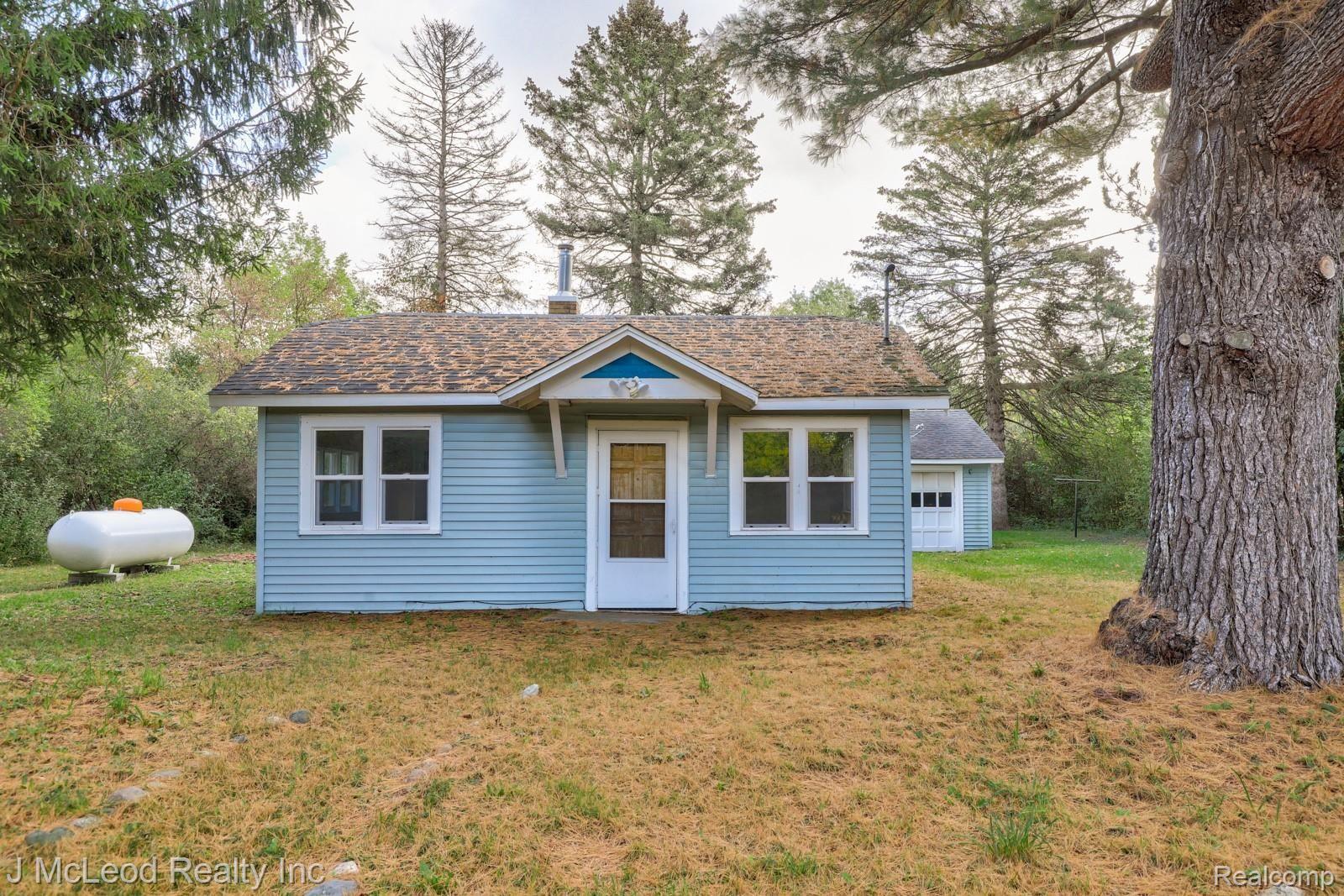 11315 Moorish Road Birch Run, MI 48415 - Photo 3 of 33 11315 Moorish Birch Run-3.jpg