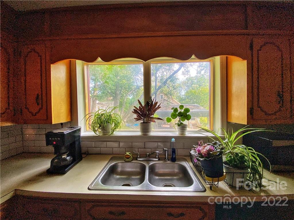1614 Laboratory Road Lincolnton, NC 28092 - Photo 7 of 19 Gallery Image 7