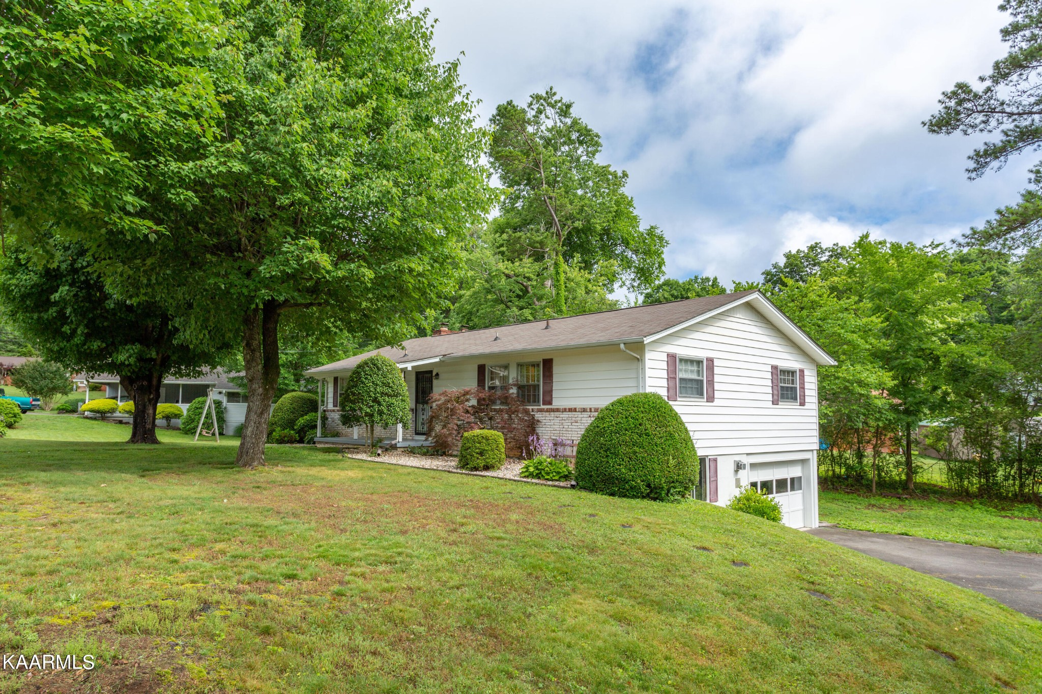 4425 Royalview Road Knoxville, TN 37921 - Photo 16 of 17