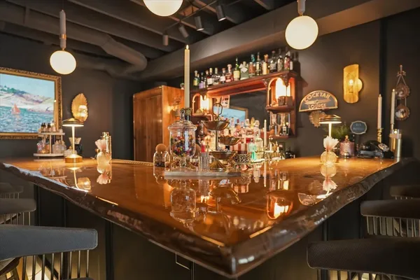 $898,000 | 219 Parkview Drive, Bloomington, IL 61701