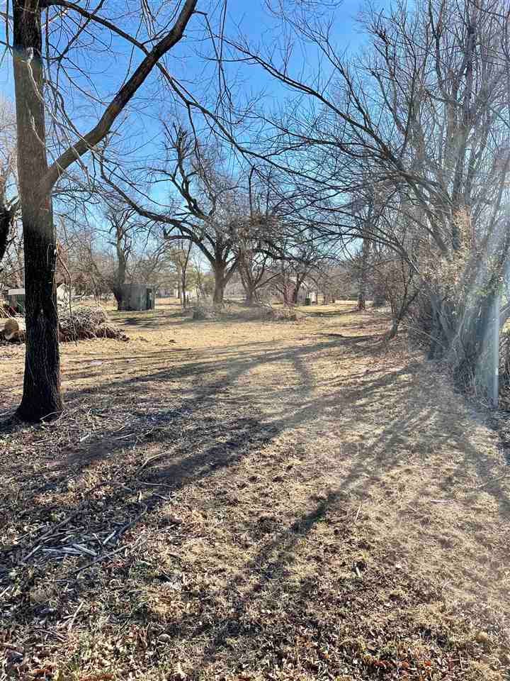 414 Ivanhoe Street Perry, OK 73077 - Photo 1 of 1 Gallery Image 1