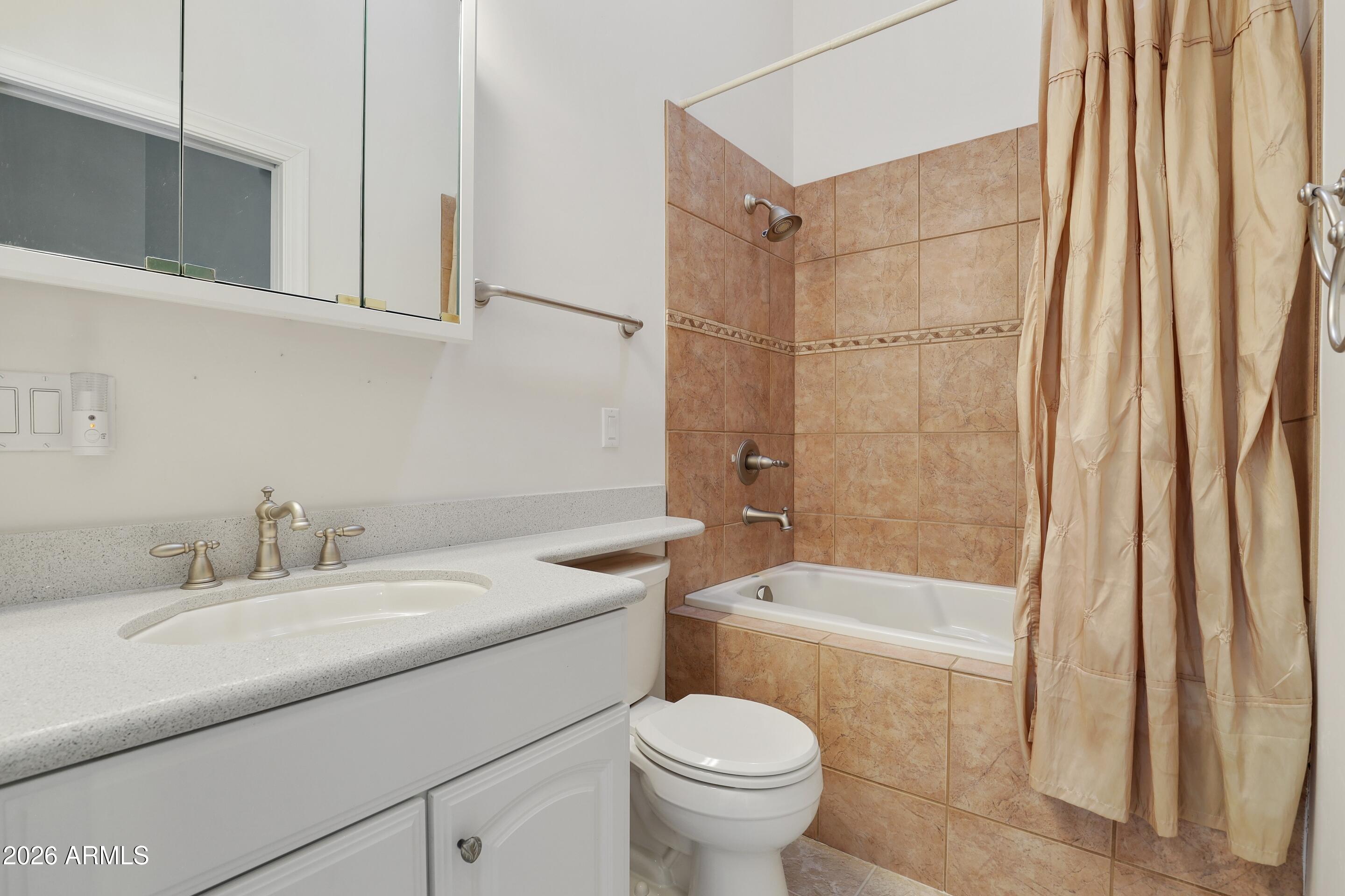 92 Pine Ridge Drive Star Valley, AZ 85541 - Photo 29 of 52 Jetted Tub on Second Master Bathroom