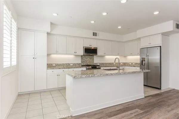 $3,950 | 1893 Union Street, Unit 120, Anaheim, CA 92805