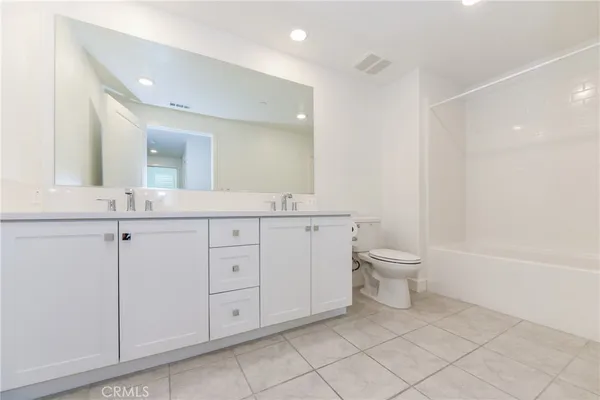 $3,950 | 1893 Union Street, Unit 120, Anaheim, CA 92805