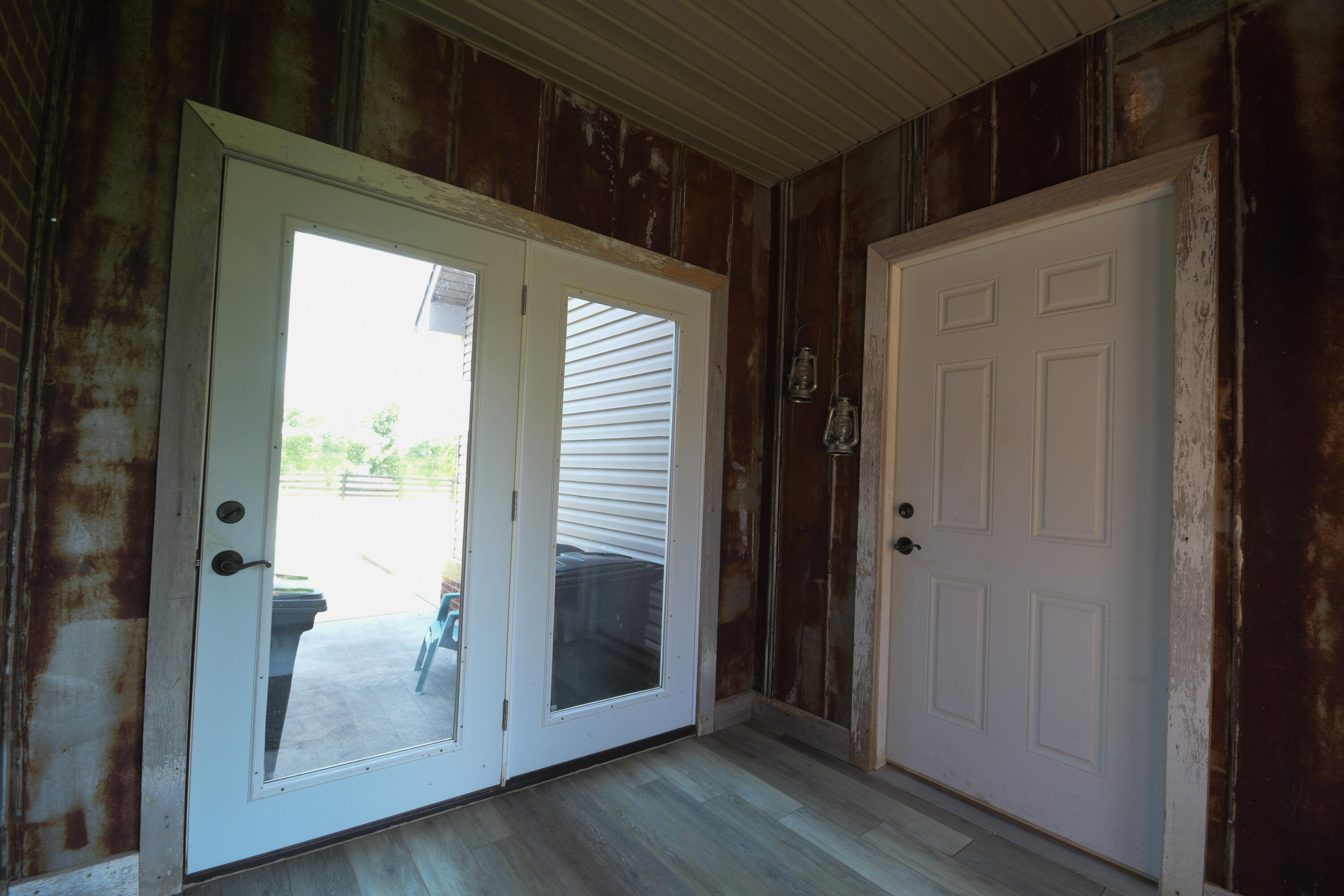 7625 Irvine Road Winchester, KY 40391 - Photo 72 of 78 Enterance from garage to Utlity room