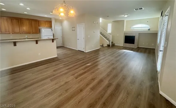 $2,025 | 8277 Brilliant Pompon, Las Vegas, NV 89166