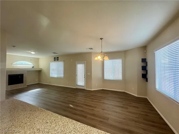 $2,025 | 8277 Brilliant Pompon, Las Vegas, NV 89166