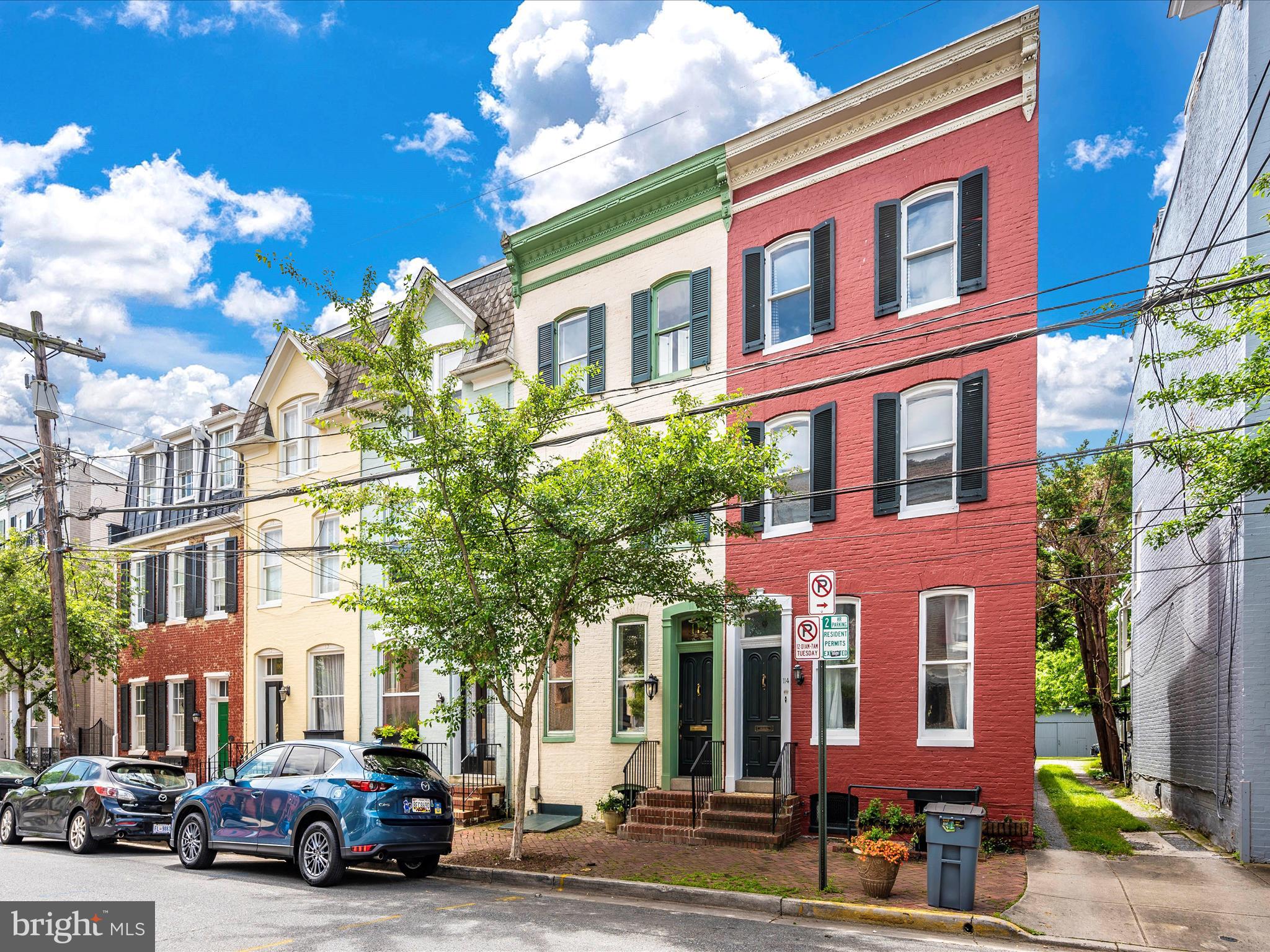 Welcome to 112 W 3rd St! Heart of Downtown Frederi