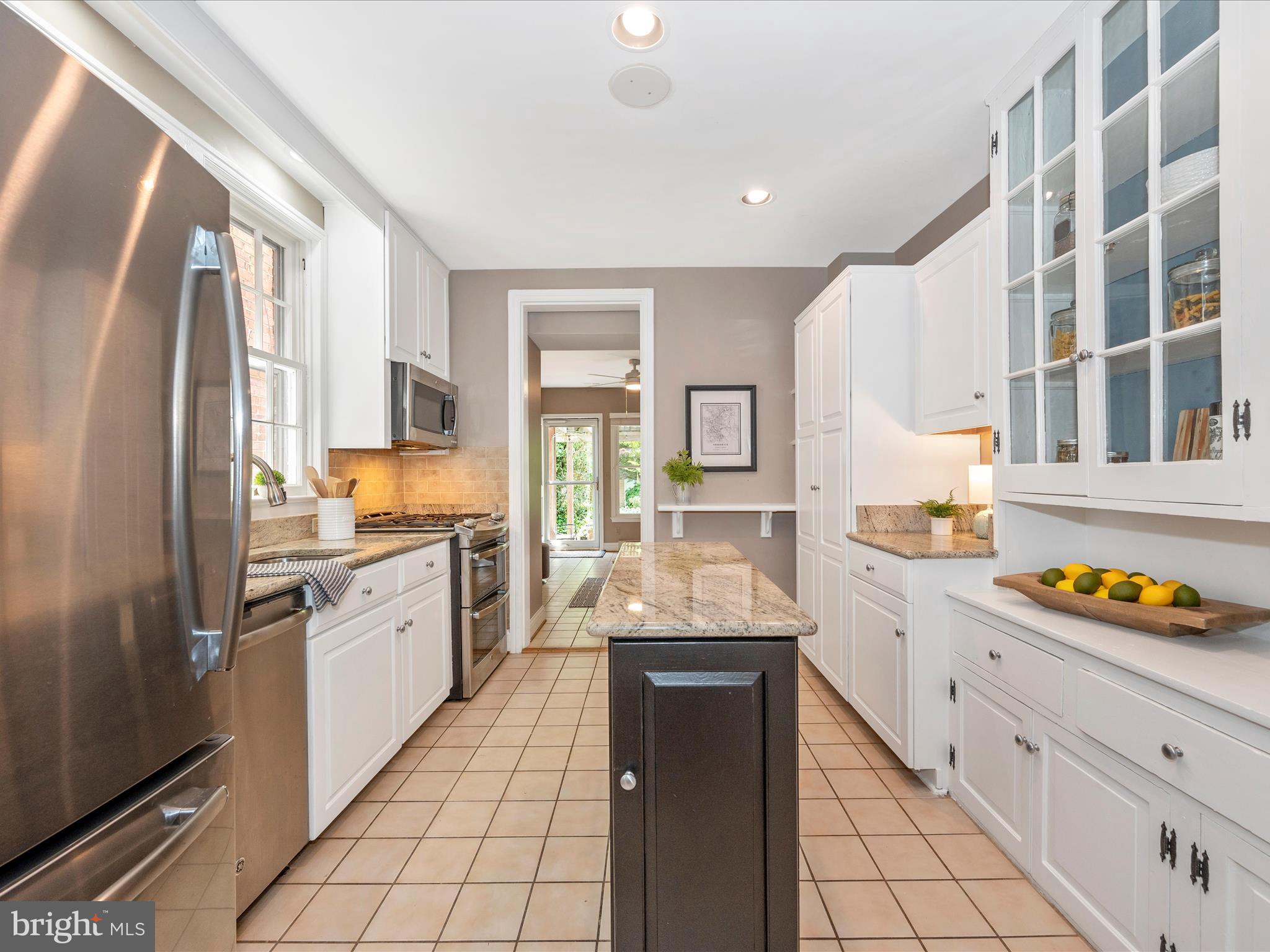 112 West 3rd Street Frederick, MD 21701 - Photo 14 of 62 Gourmet Kitchen!