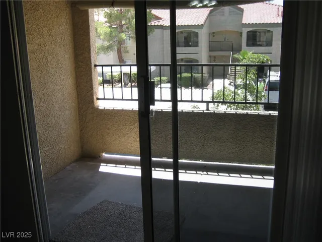 $1,495 | 7885 West Flamingo Road, Unit 2033, Las Vegas, NV 89147