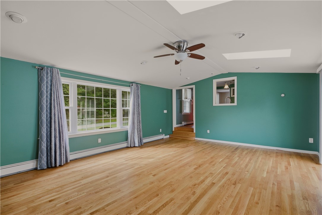 21 King Road Tiverton, RI 02878 - Photo 17 of 50 Gallery Image 17