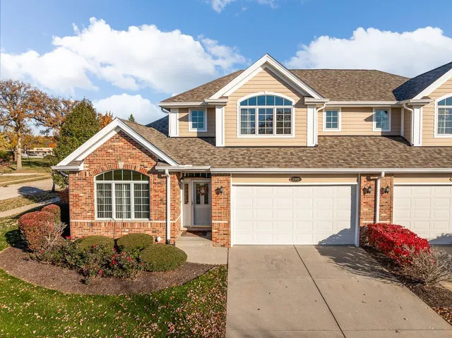 $549,900 | 1343 Camelot Lane, Lemont, IL 60439