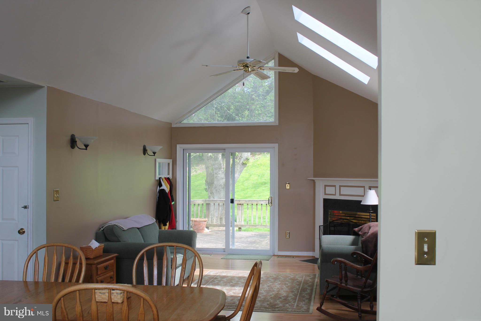 6613 Hemlock Point Road New Market, MD 21774 - Photo 2 of 20 Great Room