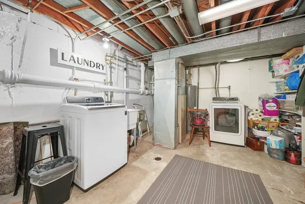 $4,250 | 4407 Howard Avenue, Unit 2, Western Springs, IL 60558