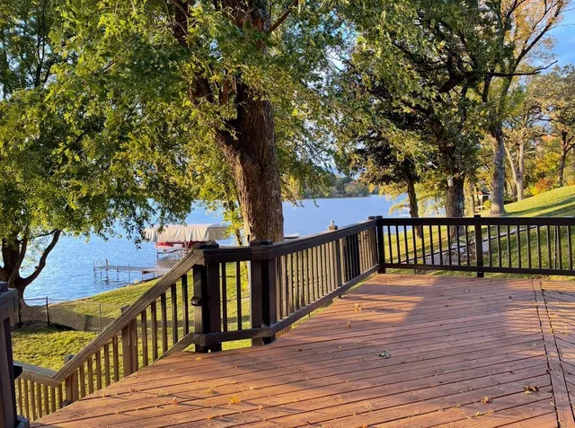 $650,000 | 529 West Park Lane, Albert Lea, MN 56007