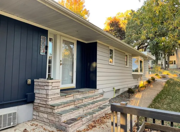 $630,000 | 529 West Park Lane, Albert Lea, MN 56007