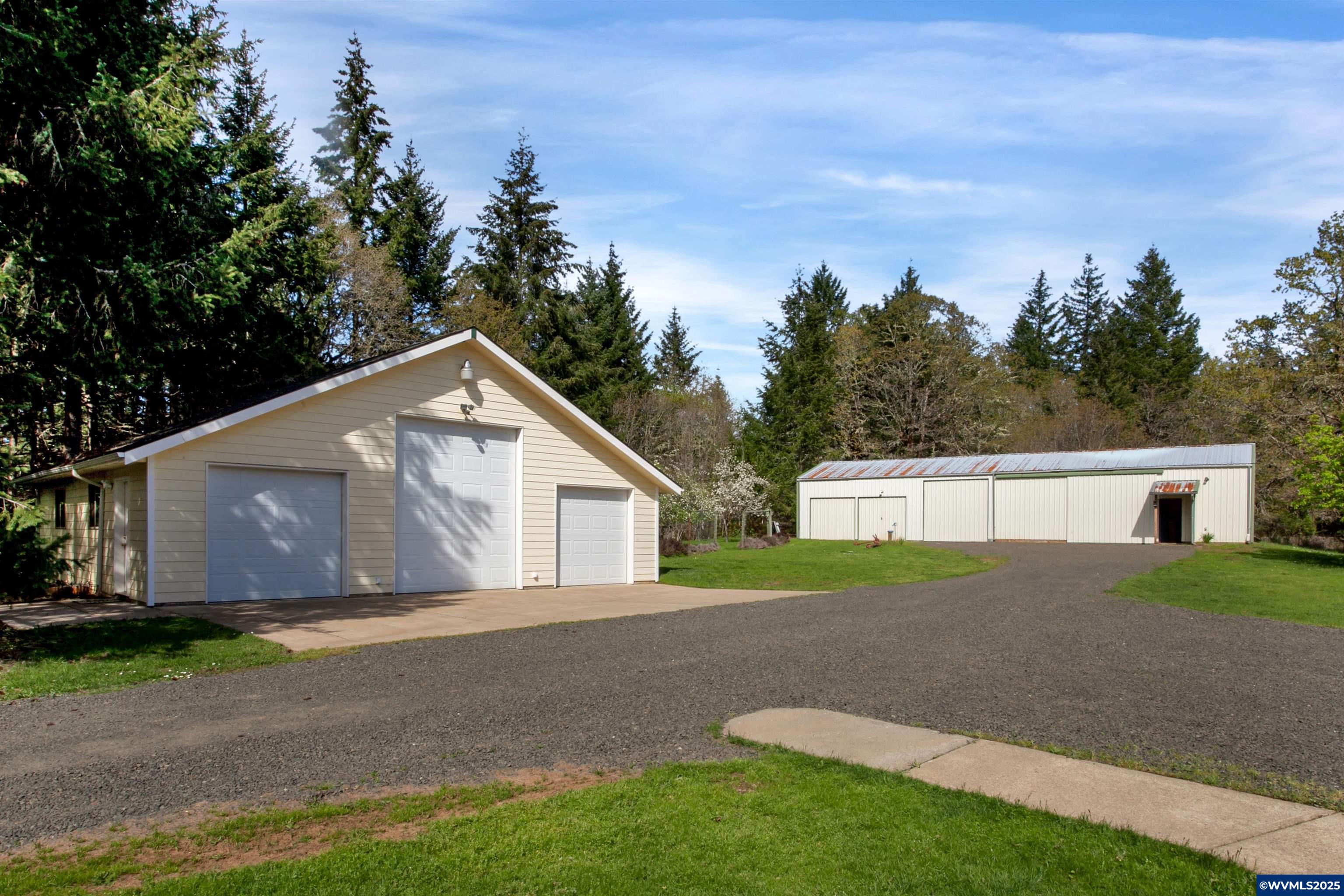 17234 Oakdale Road Dallas, OR 97338 - Photo 3 of 48