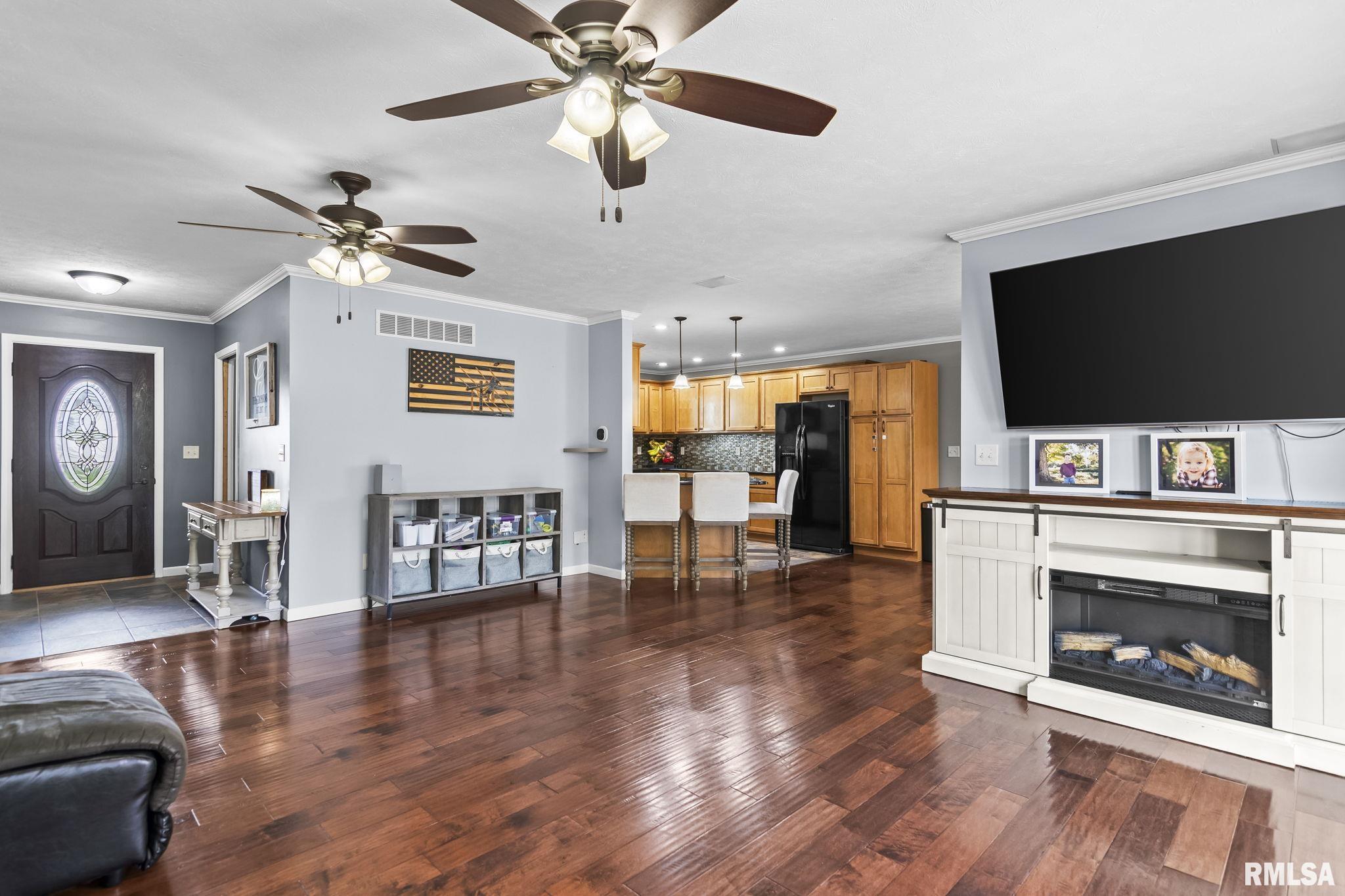 3904 Peach Tree Drive Springfield, IL 62711 - Photo 5 of 40