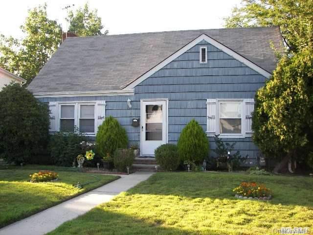 949 Ardmore Road Baldwin, NY 11510 - Photo 1 of 1 Gallery Image 1