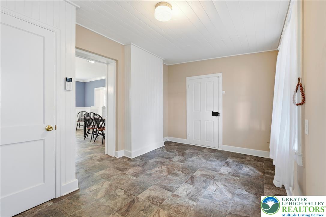 4682 Steuben Road Bethlehem, PA 18020 - Photo 21 of 79 Functional floorings lead into the next room.